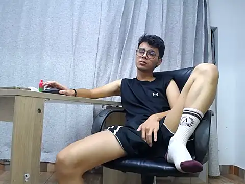 Jules_Silver02 live sex cam