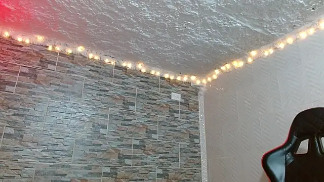 omar_alurba's cam snapshot