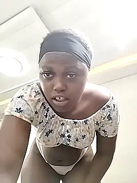 SweetSavage18 live sex cam