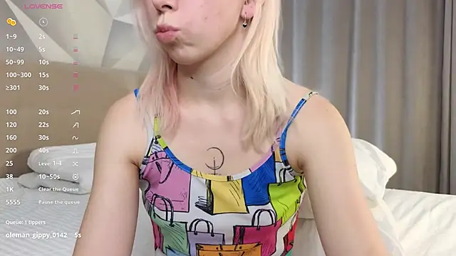 JuliannaWenger's cam snapshot