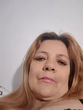 karlaanqui1's cam snapshot