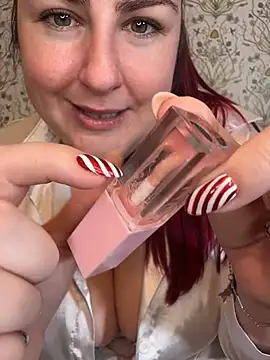 Lacey-BBW's cam snapshot