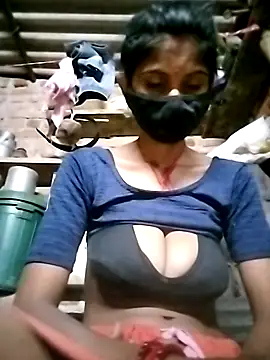 Joshi_Love143's cam snapshot