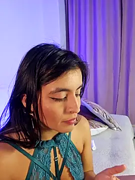 AliishaPss's cam snapshot