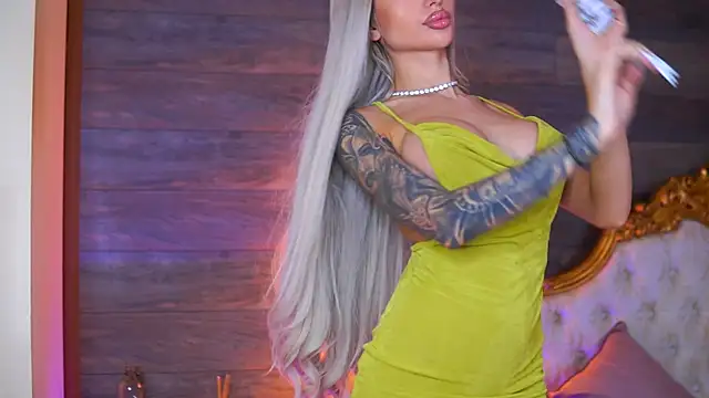 Juicy_Jessye live sex cam