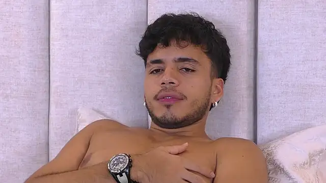 AlexanderJordan's cam snapshot