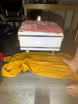 MIkE__96__'s cam snapshot