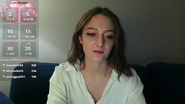 white_liillyy's cam snapshot