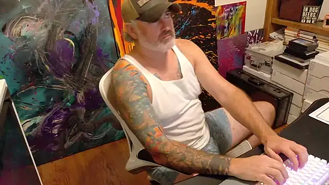 dadbodytats's cam snapshot