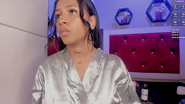 IsauraMontiel's cam snapshot