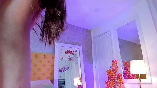 AuroraMiiller's cam snapshot