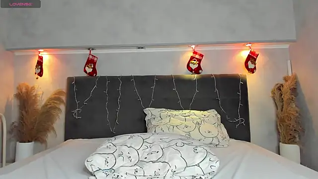 Camilla_Kelly's cam snapshot