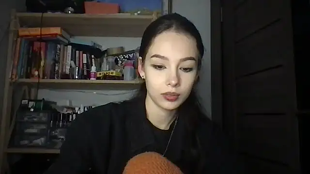 Yuna5343 live sex cam