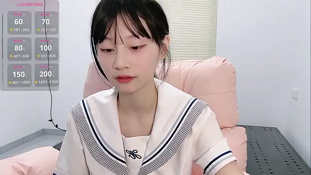 lris-Beauty live sex cam