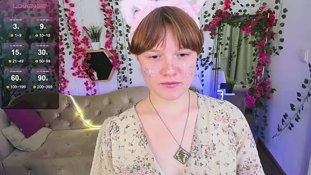 DreamyLuna's cam snapshot