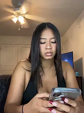 AshleyLoveee live sex cam