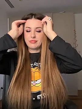 RoxxyDallas live sex cam