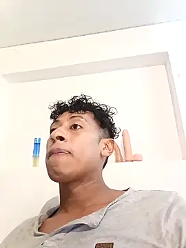 Varek_biglatin_dick's cam snapshot