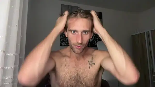 lukegunn's cam snapshot