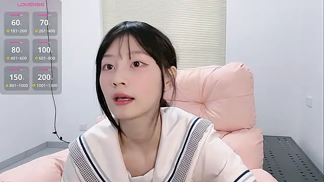 lris-Beauty live sex cam