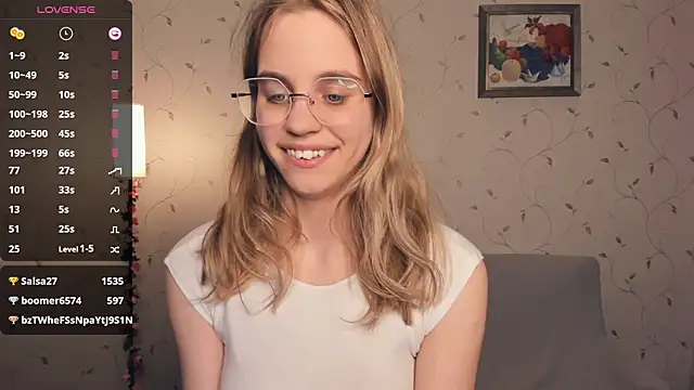 JoanBaggott's cam snapshot