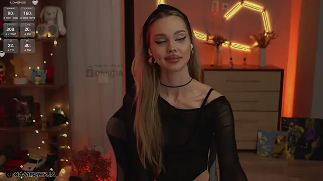 ManiFreyja live sex cam