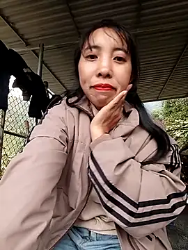 emaame68's cam snapshot