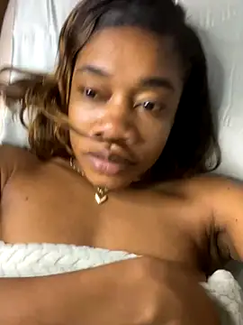 _yisela_'s cam snapshot