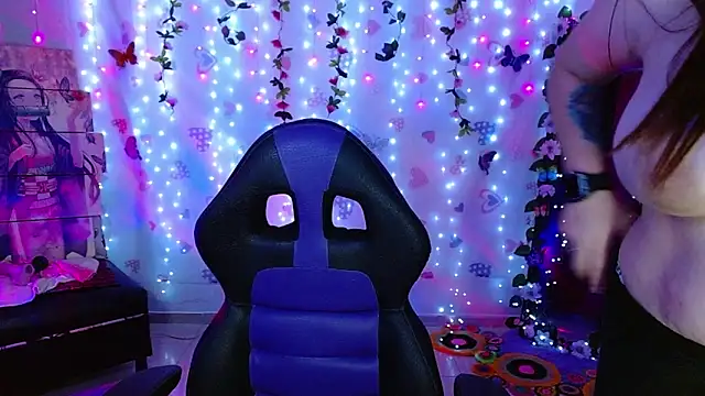 carol_20's cam snapshot