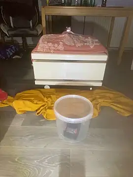 MIkE__96__'s cam snapshot