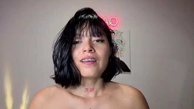 Qadeshoficial's cam snapshot