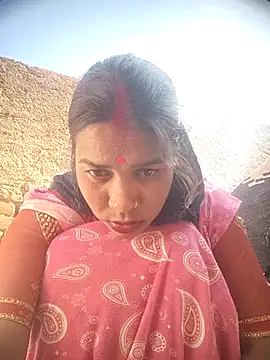 NEXIQRAN live sex cam