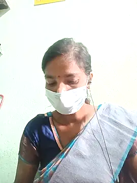 anusiya01's cam snapshot