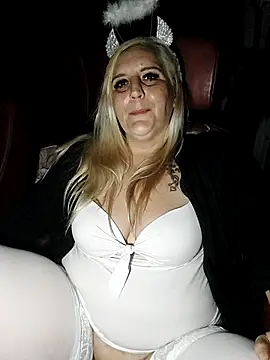 BecciDeluxe's cam snapshot