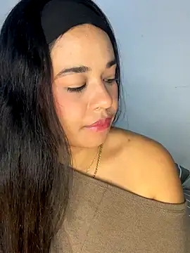 Aitana98_ live sex cam