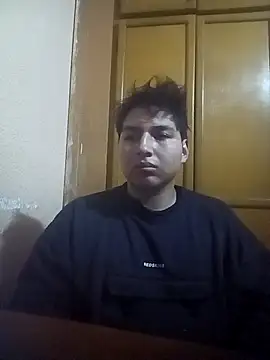 LoganFinds live sex cam