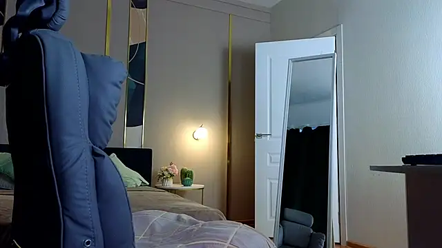 katy__moonj's cam snapshot