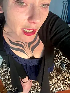 OniricFemme live sex cam