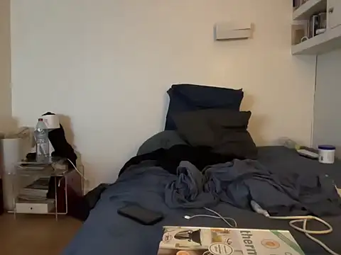 BurredShopping's cam snapshot