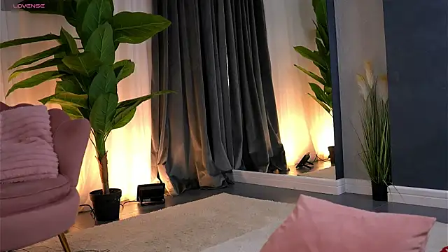 AnnastasiaMills's cam snapshot