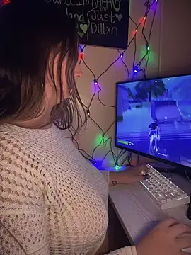 TheFishWife's cam snapshot