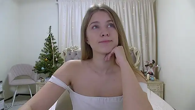 CassandraMarcy's cam snapshot