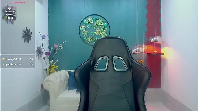 Scandarkmarie's cam snapshot