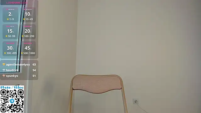 Helen_Spark's cam snapshot