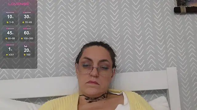 Vivian_Violet_'s cam snapshot