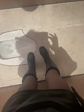 yimisun01's cam snapshot