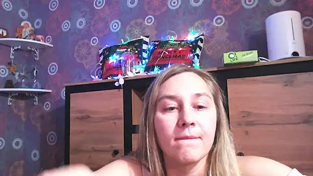 SquirtyAlice's cam snapshot