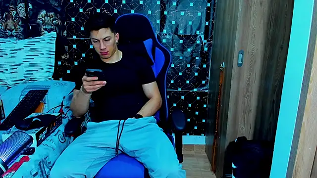 javiersexymann live sex cam