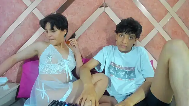 Yui_And_rin_ live sex cam