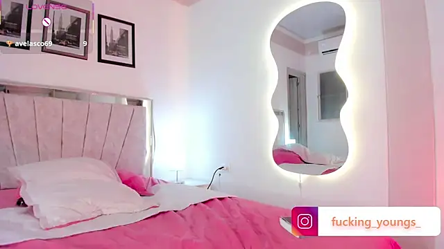 FuckingYoungs's cam snapshot